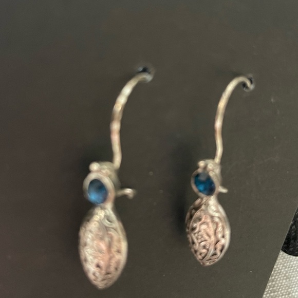 Vintage earrings - Picture 2 of 5